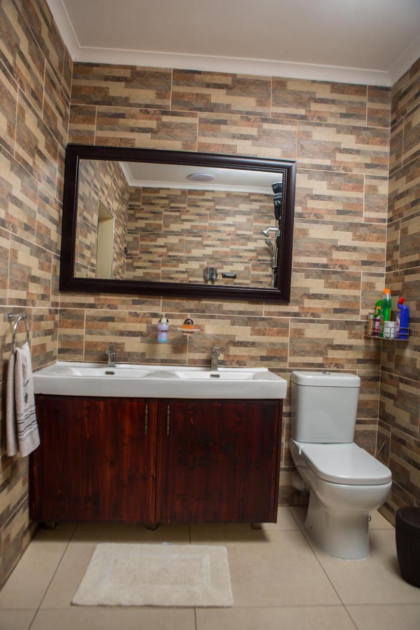 دوربان Dyna Guest House المظهر الخارجي الصورة