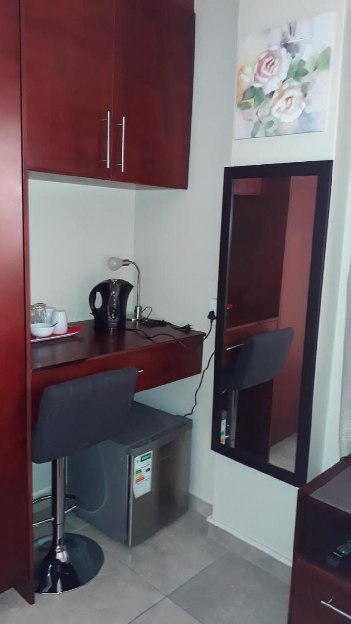 دوربان Dyna Guest House المظهر الخارجي الصورة