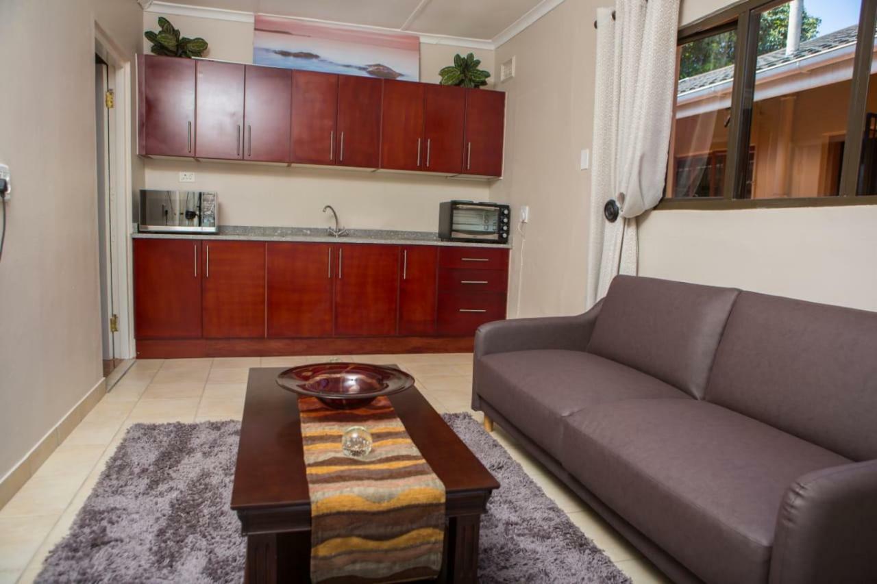 دوربان Dyna Guest House المظهر الخارجي الصورة